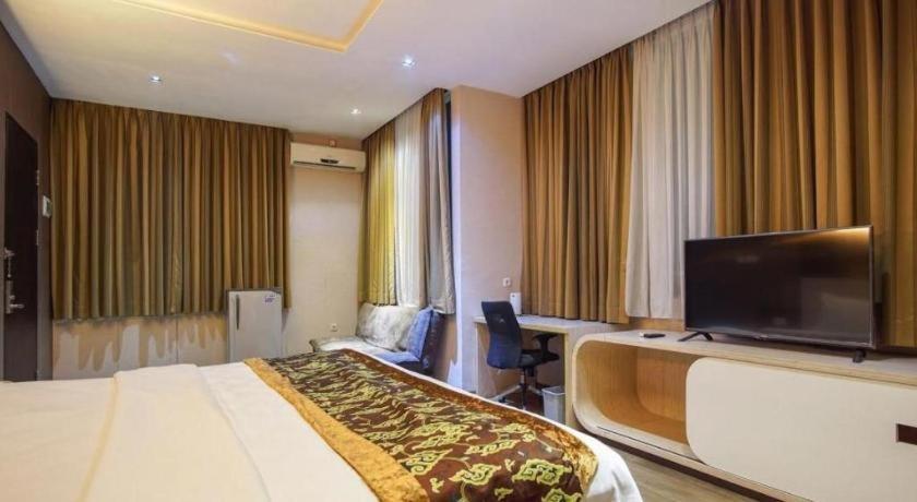 Lotus Hotel Subang Buitenkant foto